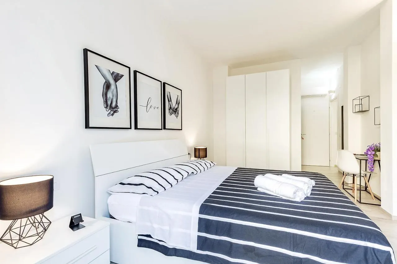 Alexander B&B Tortolì 0*,  Italien